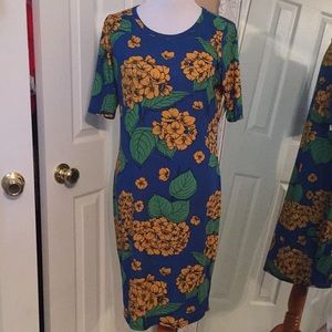 Lularoe Julia Dress Floral size Large